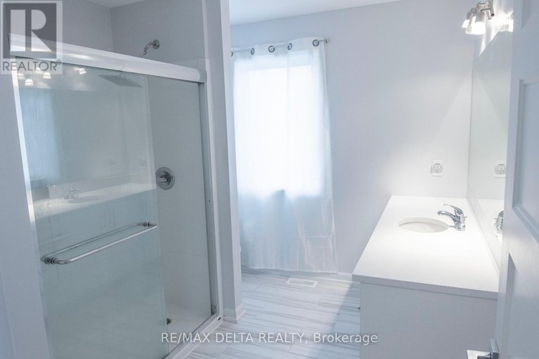 28009413/361-sterling-avenue/clarencerockland-twp/clarence-rockland/ontario/K4K0L4_27