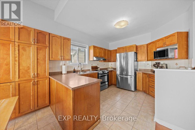 28638637/60-golders-green-lane/longfields/ottawa/ontario/K2J5G2_22