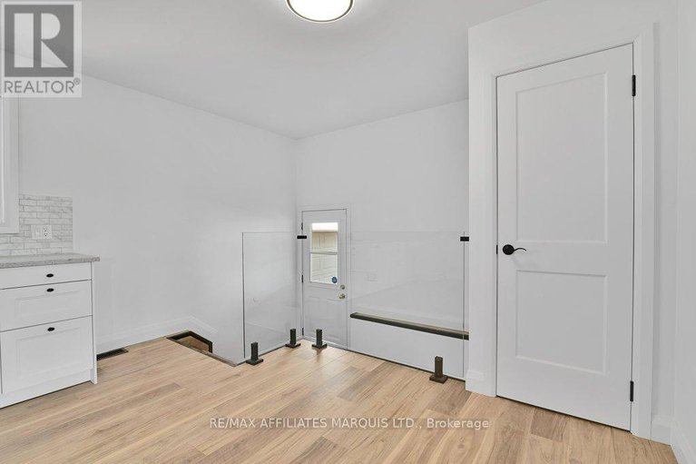 28278854/2140-valley-street/moose-creek/north-stormont/ontario/K0C1W0_13
