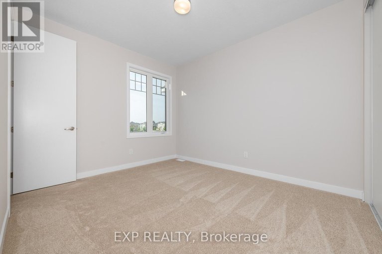 28594727/611-terrier-circle/goulbourn-twp-from-franktown-rdsouth-to-rideau/ottawa/ontario/K0A2Z0_26