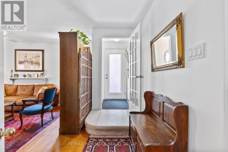 28484055/2-19-montcalm-street/ottawa-east/ottawa/ontario/K1S0A2_2