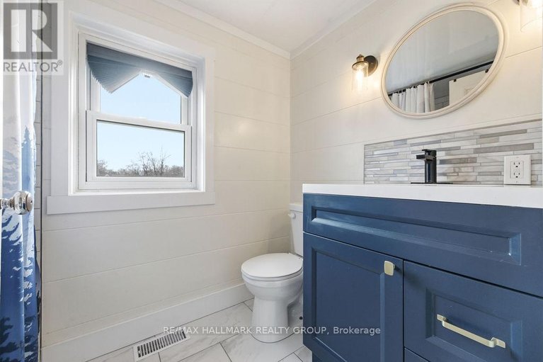 29645048/50-poole-street/mcnabbraeside-twps/mcnabbraeside/ontario/K7S1J2_24