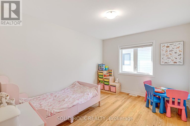 28804205/326-memorial-grove/riverside-southgloucester-glen/ottawa/ontario/K1X0C8_29