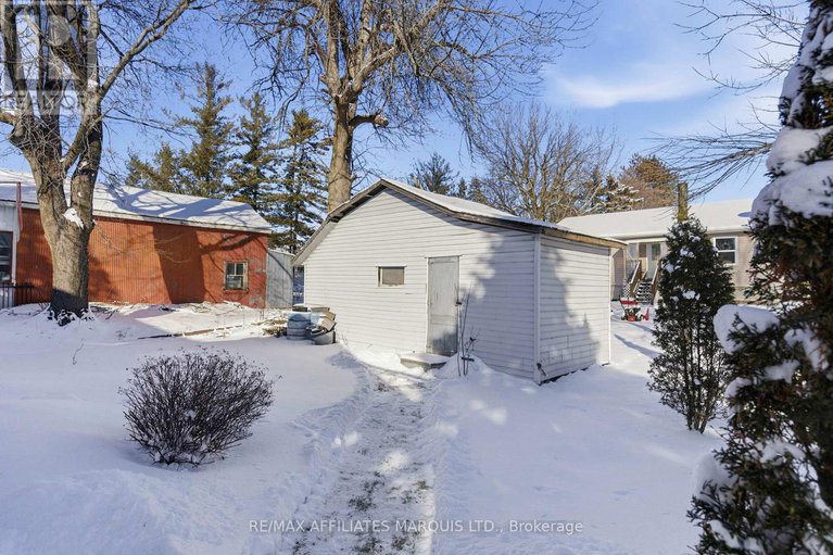 29268926/163-military-road-n/lancaster/south-glengarry/ontario/K0C1N0_14