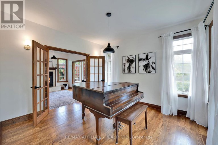 28469895/3-kimini-drive/remainder-of-stittsville-area/ottawa/ontario/K2S1S6_4