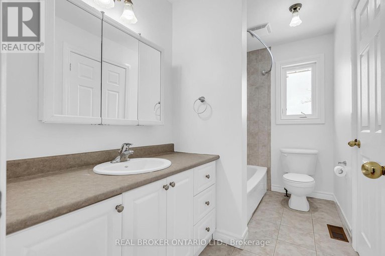 28292982/2486-county-rd-18-road/kemptville/north-grenville/ontario/K0G1J0_42
