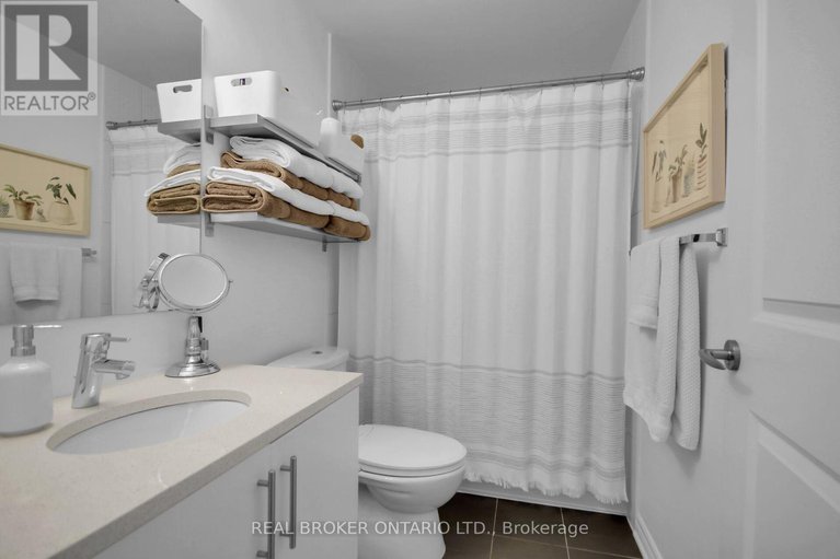 28211240/508-429-kent-street/ottawa-centre/ottawa/ontario/K2P1B5_15