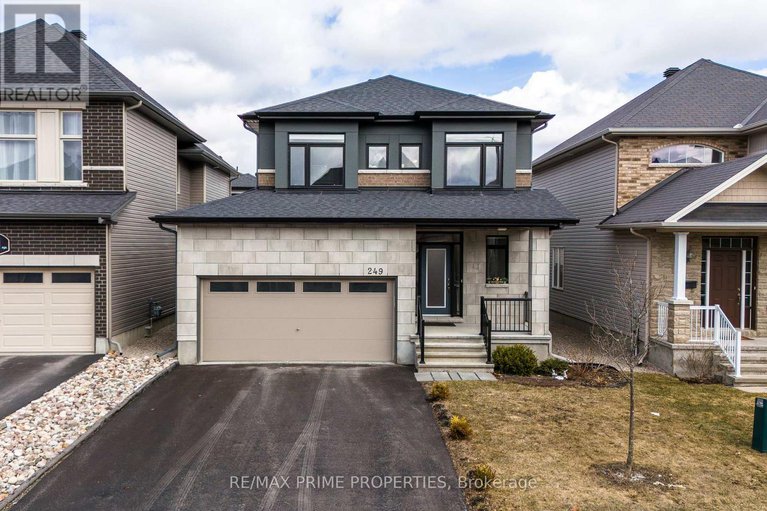 29225023/249-fountainhead-drive/mer-bleuebradley-estatesanderson-park/ottawa/ontario/K1W0H4_1