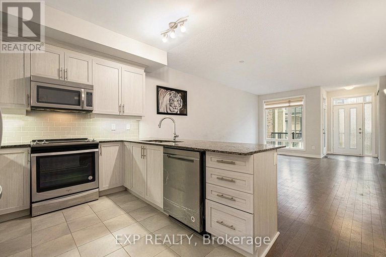 28570679/274-pembina-private/riverside-southgloucester-glen/ottawa/ontario/K4M0G7_11
