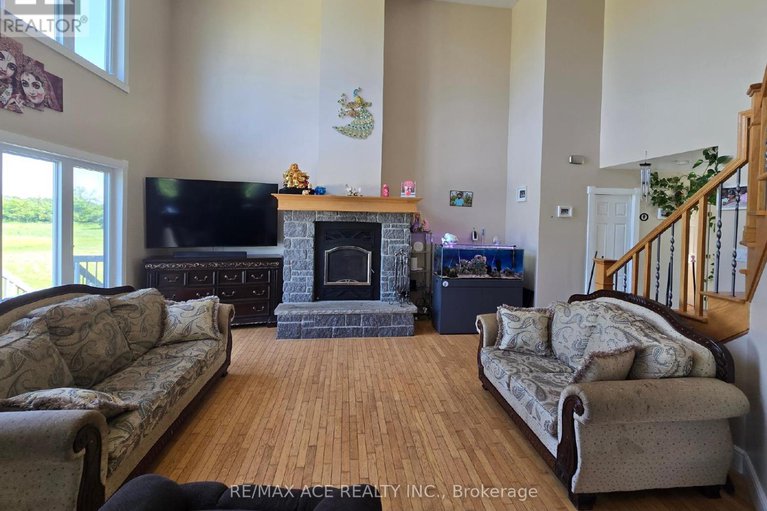 28545580/13981-anderson-road/morrisburg/south-dundas/ontario/K0C1X0_5