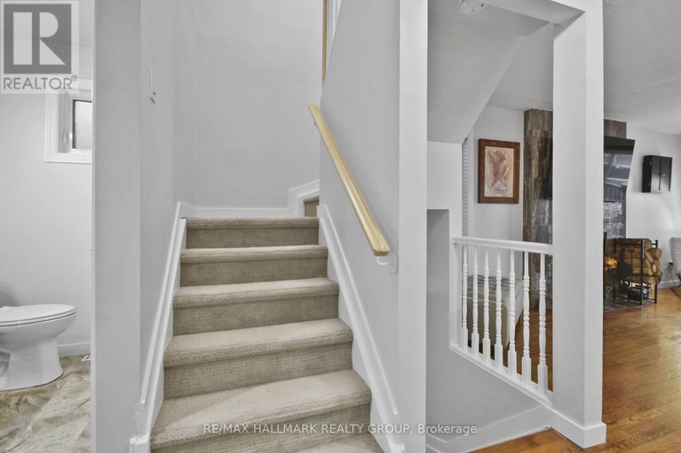 29216431/52-peacock-crescent/cedargrovefraserdale/ottawa/ontario/K2J3P7_18