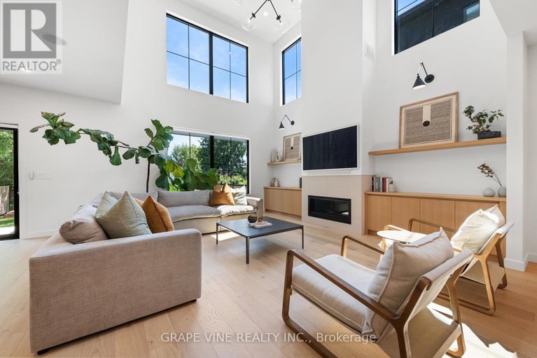 29295931/1108a-falaise-road/borden-farmstewart-farmcarleton-heightsparkwood-hills/ottawa/ontario/K2E6R2_7