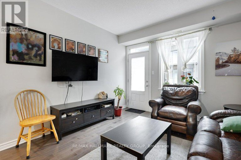 28188885/d-34-tadley-private/longfields/ottawa/ontario/K2J2T3_10