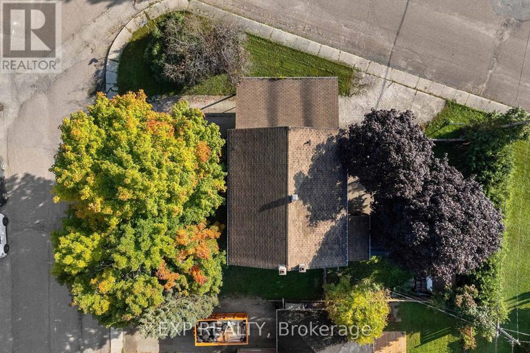 28069493/397-charles-avenue/renfrew/renfrew/ontario/K7V3J2_23