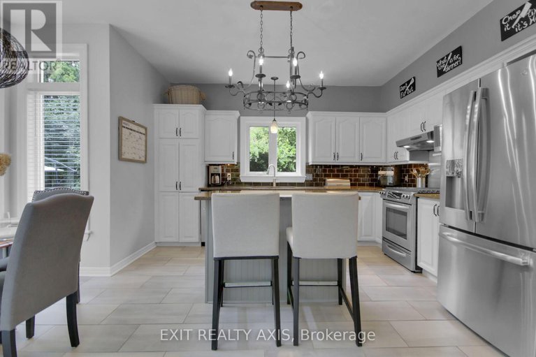 28610864/155-longshire-circle/longfields/ottawa/ontario/K2J4L2_11