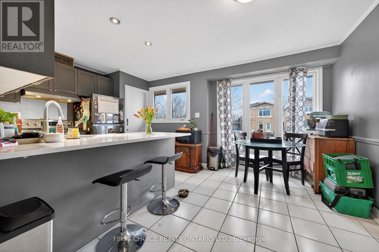 29620538/1307-aurele-street/pineview/ottawa/ontario/K1B3L4_4