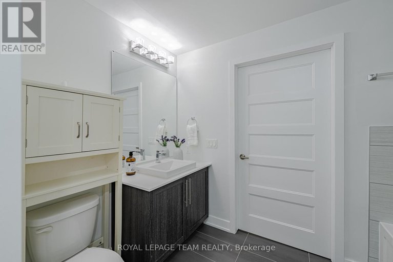 29019844/1106-200-inlet-private/chatelaine-village/ottawa/ontario/K4A5H3_24