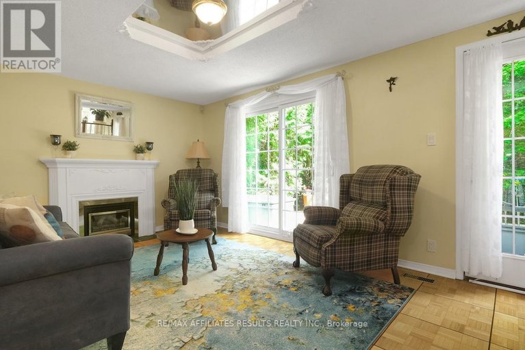 28656485/2-wedgewood-crescent/blackburn-hamlet/ottawa/ontario/K1B4B4_6