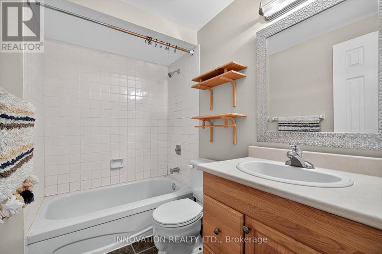 28605018/598-seyton-drive/westcliffe-estates/ottawa/ontario/K2H7X5_15