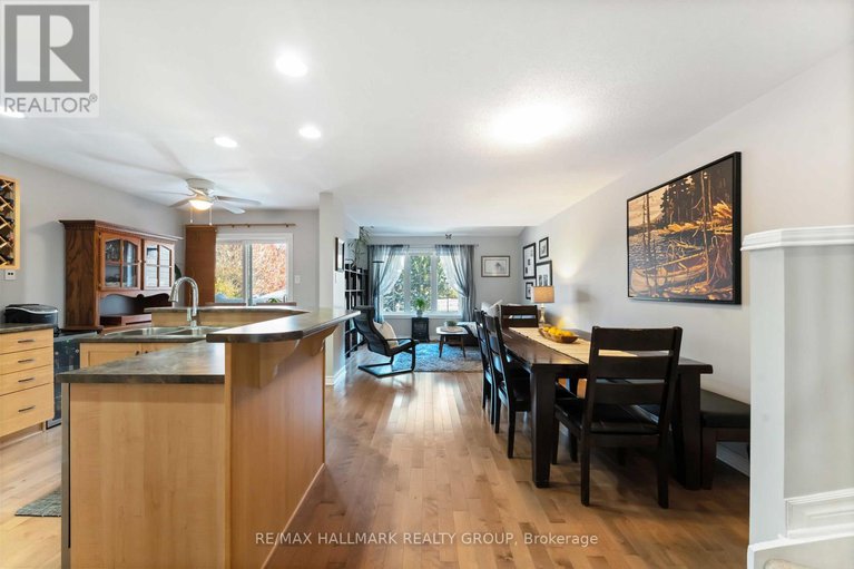 29163320/135-tandalee-crescent/emerald-meadowstrailwest/ottawa/ontario/K2M0A1_10