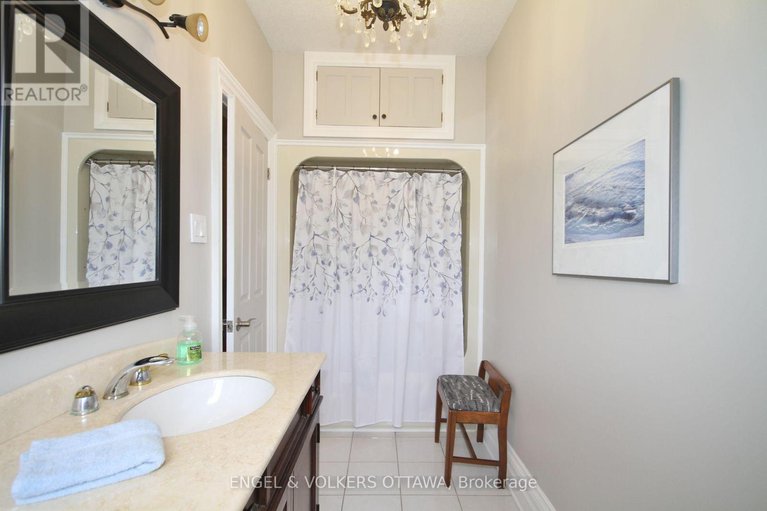 28478728/3000-roger-stevens-drive/rideau-twp-s-of-reg-rd-6-w-of-mccordick-rd/ottawa/ontario/K0A2T0_19