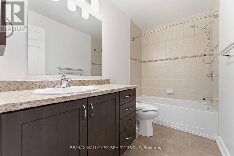 29099475/123-silvermoon-crescent/avalon-east/ottawa/ontario/K4A0P5_28