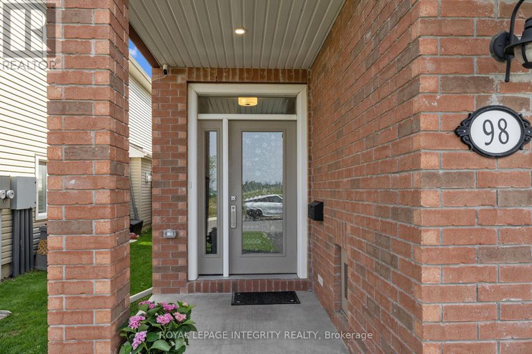 28798693/98-jardiniere-street/remainder-of-stittsville-area/ottawa/ontario/K2S2K2_2