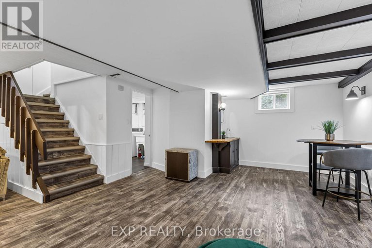 28892855/576-donald-street/overbrookcastle-heights/ottawa/ontario/K1K1L6_21