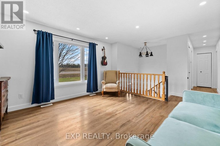 29648094/1629-white-lake-road/mcnabbraeside-twps/mcnabbraeside/ontario/K7S3G9_16