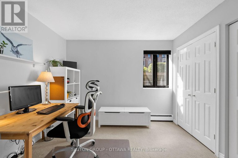 28952194/25-crispin-private/manor-park/ottawa/ontario/K1K2T7_26