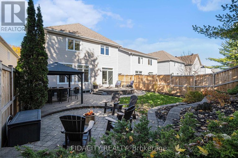 29627307/121-bandelier-way/stittsville-north/ottawa/ontario/K2S0C2_29