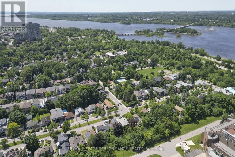 28506463/181-northwestern-avenue/ottawa-westtunneys-pasture/ottawa/ontario/K1Y0M1_28