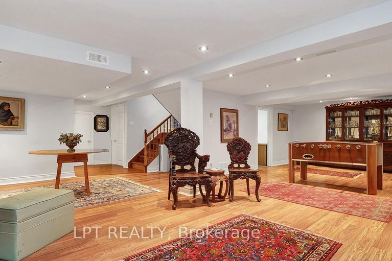 29603325/624-pleasant-park-road/playfair-park/ottawa/ontario/K1H5N5_40