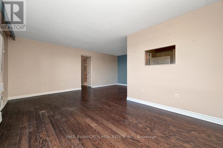 29431778/518-20-chesterton-drive/borden-farmstewart-farmcarleton-heightsparkwood-hills/ottawa/ontario/K2E6Z7_7