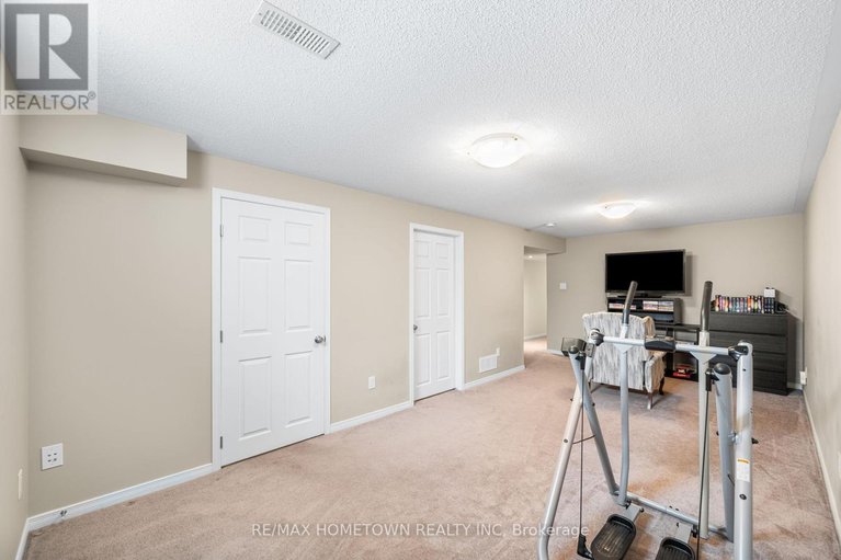 28180482/596-barrick-hill-road/emerald-meadowstrailwest/ottawa/ontario/K2M0B3_27