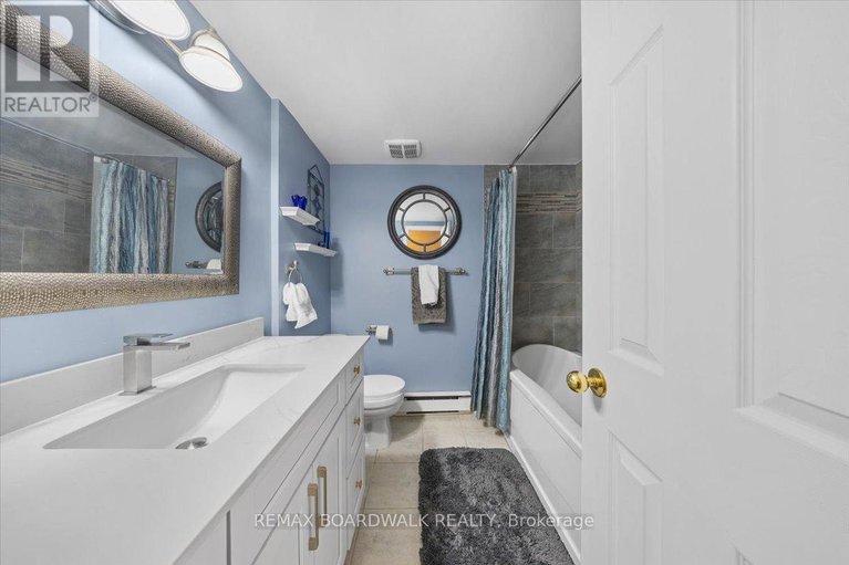 29344607/a-6623-bilberry-drive/convent-glen-north/ottawa/ontario/K1C4N5_23