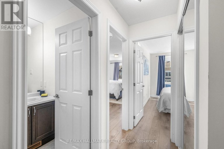 29645617/119-helenium-lane/avalon-west/ottawa/ontario/K4A1C6_28