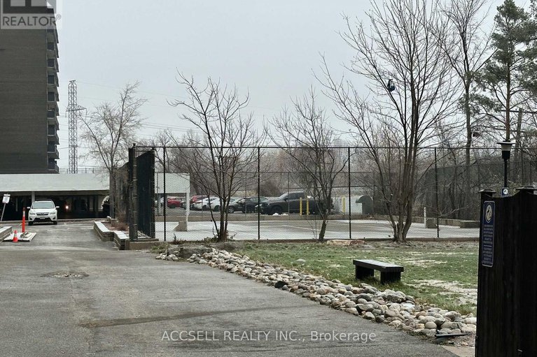 29123640/1785-frobisher-lane-n/riverview-park/ottawa/ontario/K1G3T7_22