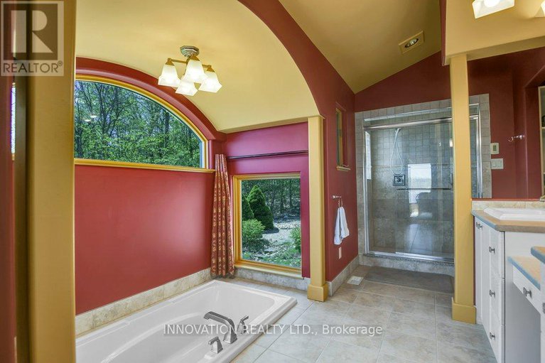 28293072/325-berry-side-road/kanata-north-east/ottawa/ontario/K0A1T0_30