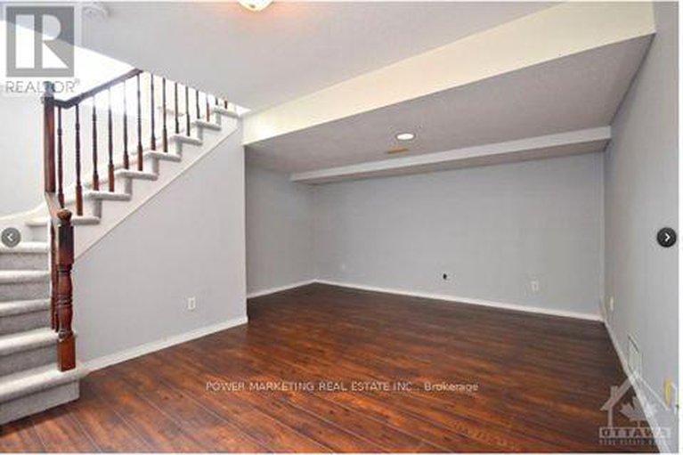 28931530/783-nesting-way/fallingbrookgardenway-south/ottawa/ontario/K4A3X6_26