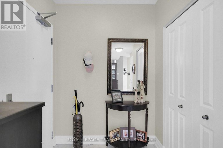 28584984/1104-90-landry-street-w/vanier/ottawa/ontario/K1L0A9_5