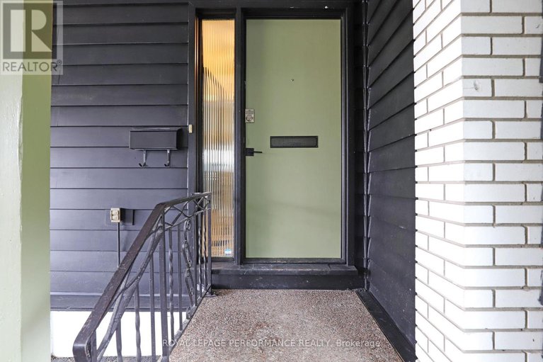 29123803/2320-nerta-street/hawthorne-meadows/ottawa/ontario/K1G1E5_4