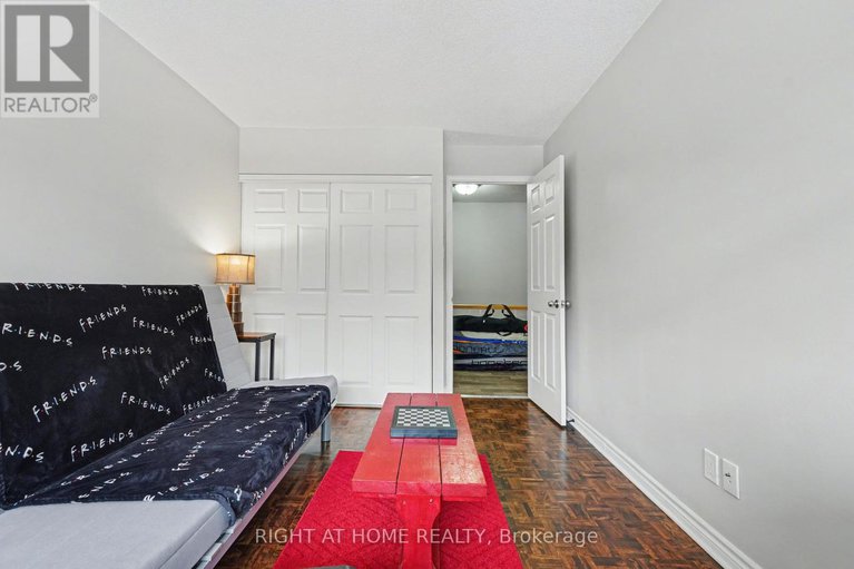 29439108/121-12-corkstown-road/lakeview-park/ottawa/ontario/K2H5B3_22