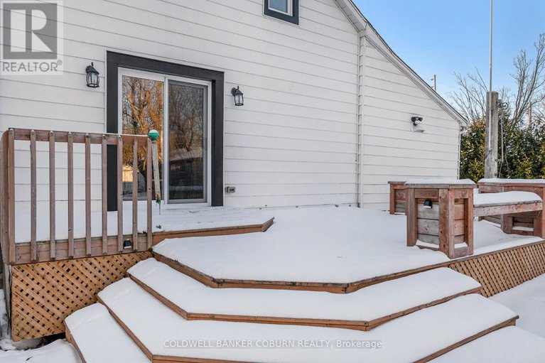 29095857/53-main-street-n/chesterville/north-dundas/ontario/K0C1H0_24