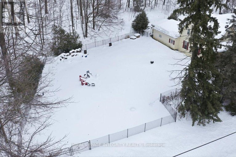 29219287/1814-old-montreal-road/cumberland-ridge/ottawa/ontario/K4C1G8_43