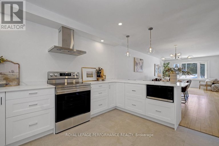 29393829/85-craig-henry-drive/craig-henrywoodvale/ottawa/ontario/K2G3S8_13