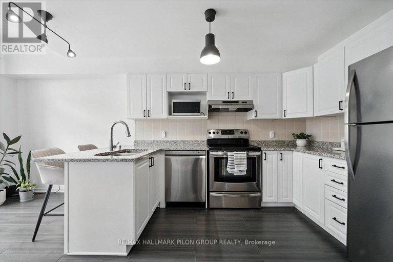 28631478/243-cityview-crescent/springridgeeast-village/ottawa/ontario/K4A0T9_7