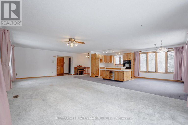 28215114/10984-county-rd-2-road/iroquois/south-dundas/ontario/K0E1K0_11