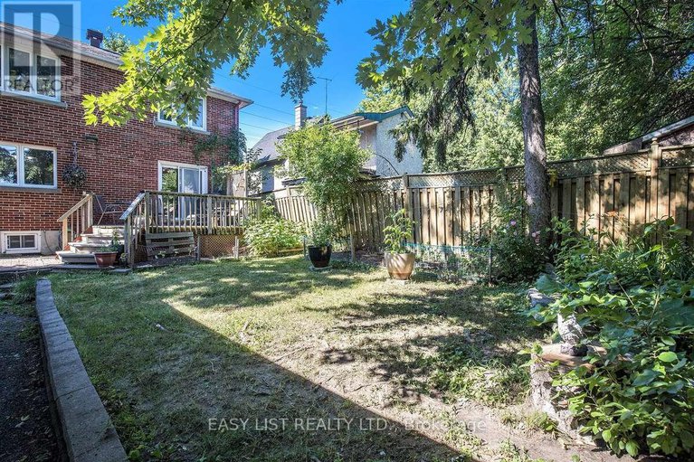 27540685/271-mcarthur-avenue/vanier/ottawa/ontario/K1L6P3_40