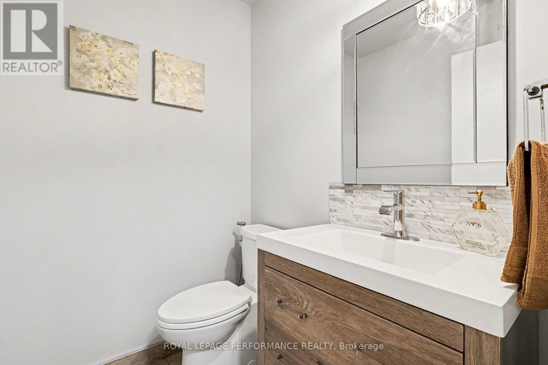 29620280/6417-st-louis-drive/hiawatha-parkconvent-glen/ottawa/ontario/K1C2X9_20